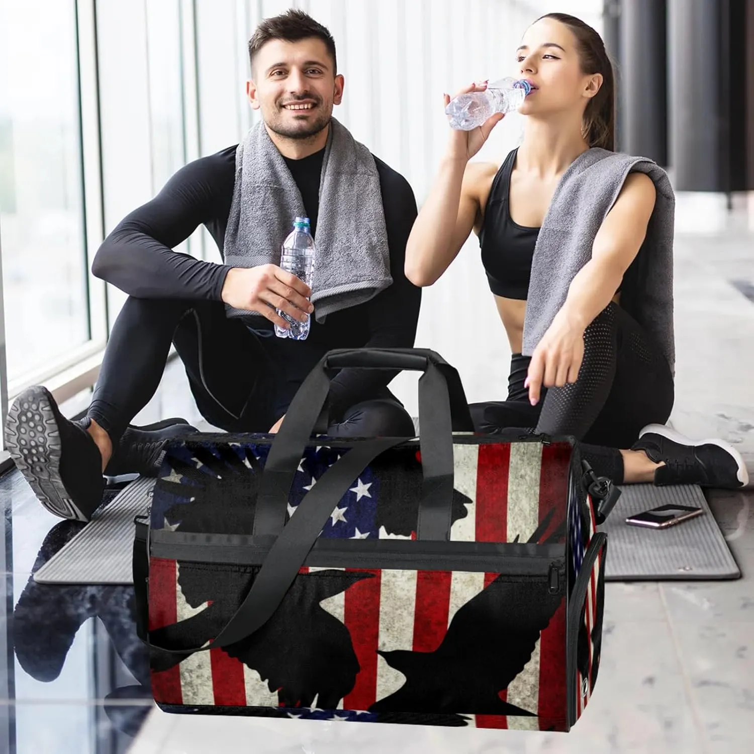 American Flag Gym Bags for Men Women, 43L Medium Sports Eagle Travel Duffel Bag for Men with Shoe Compartment,Carry on Bags for Airplanes Women