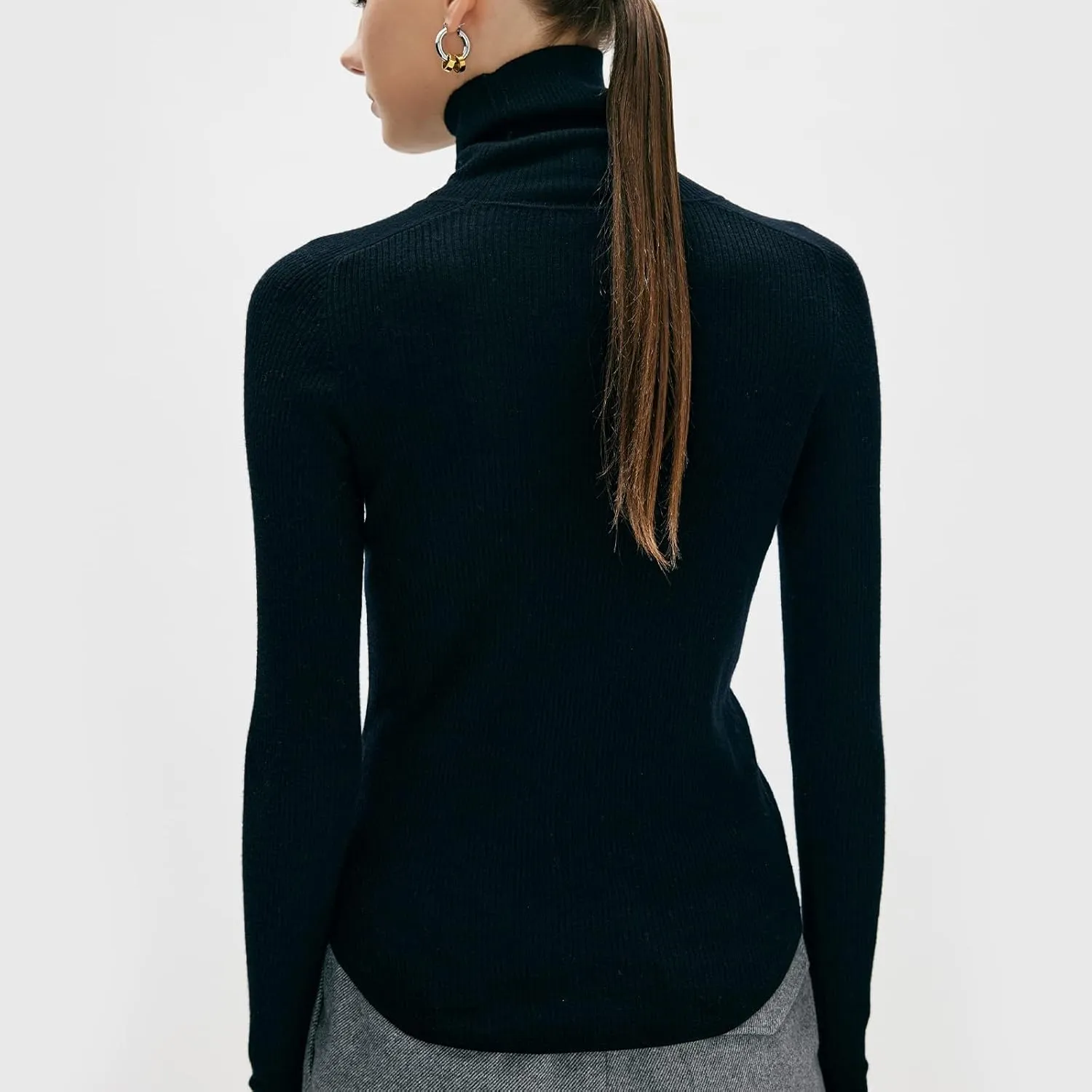 COLD POSH Women's 100% Merino Wool Knitted Turtleneck Sweater High Neck Slim Fit Knit Sweaters Long Sleeve Soft Warm Tops