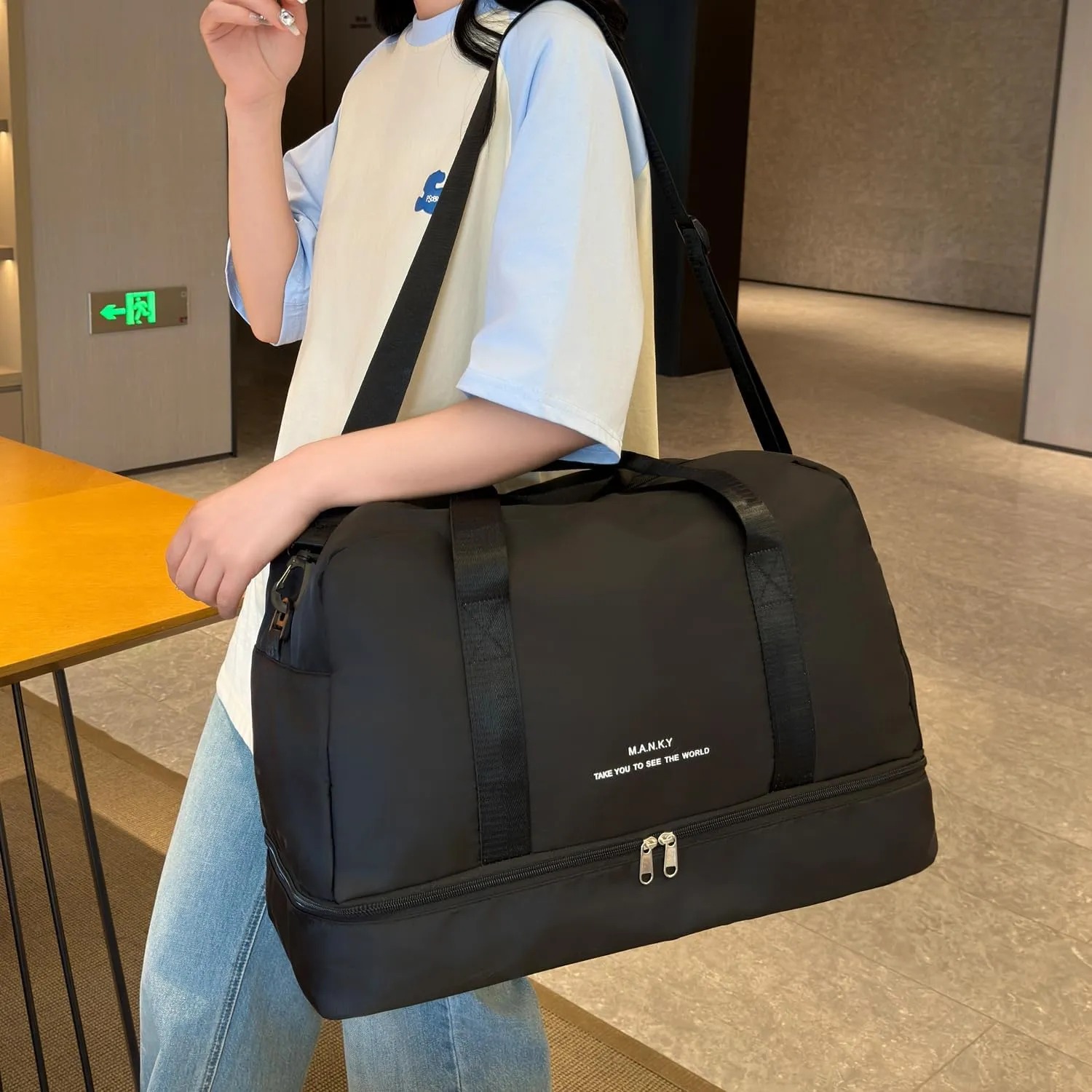 FOAN & MABLE Light Gym Bag for Women, Large Capacity Sports Travel Duffle Bag with Shoe Compartment & Wet Pocket, Lady Weekender Overnight Aircraft Bag (Black)