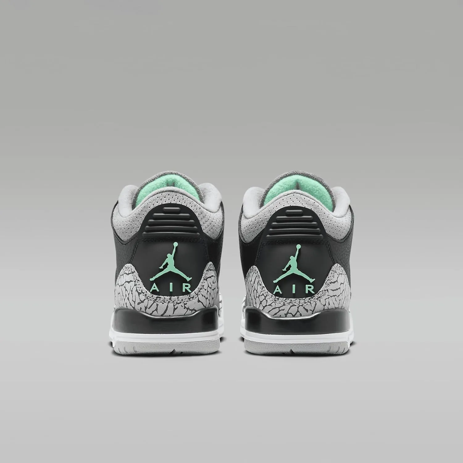 Jordan Big Kid's 3 Retro Black/Green Glow-Wolf Grey (DM0967 031)