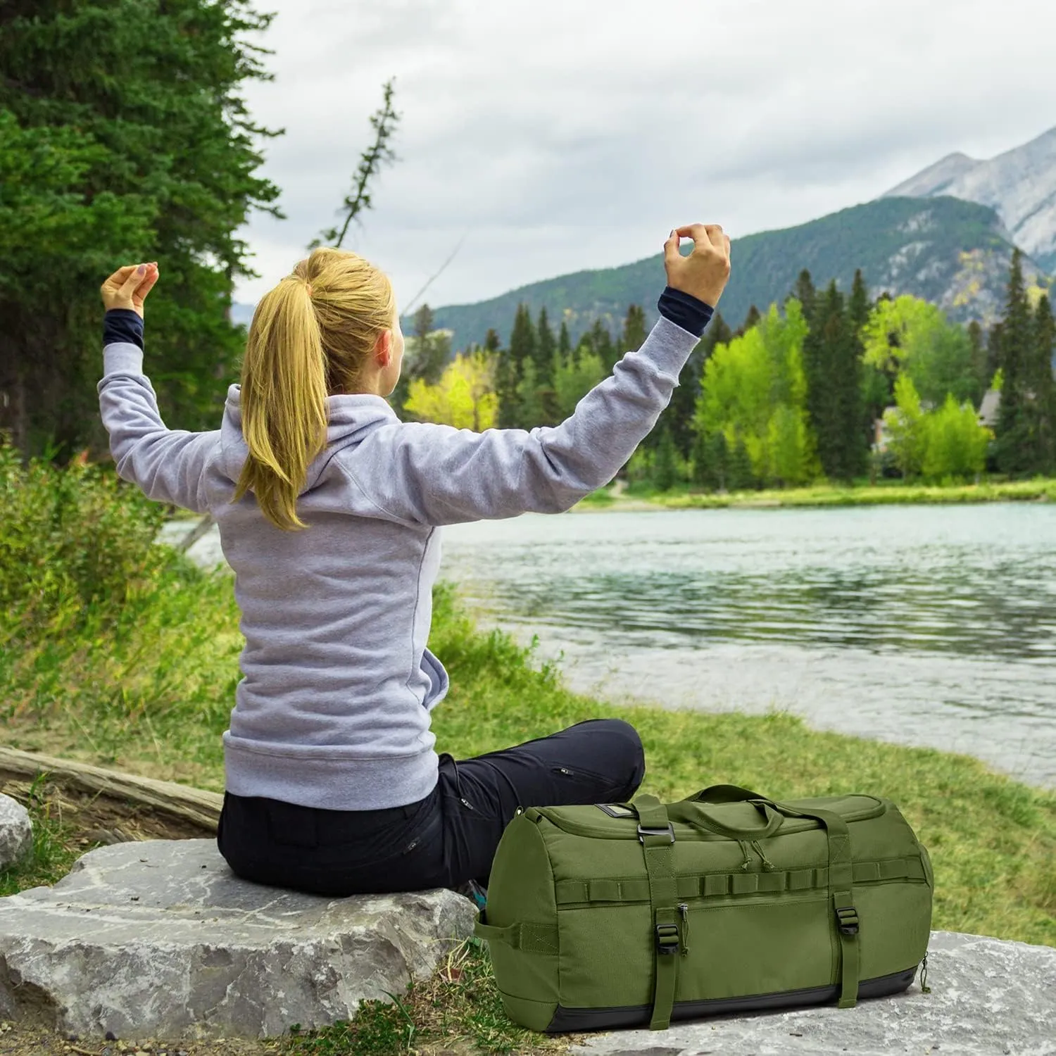Lyweem Travel Duffle Bag for Men 60L Sports Duffel Bag Large Size Weekender Overnight Bag for Women Multifunctional Unisex Gym Bags with Shoes Compartment, Tactical-Green, 60L-molle
