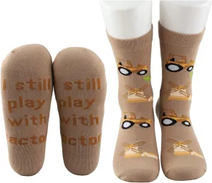 MBMSO 2 Pairs Farming Socks I Still Play with Tractors Socks Funny Farmer Gift Farm Owner Gifts Tractor Lover Gift Socks